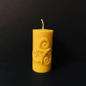 Bienenwachskerze mit Rune