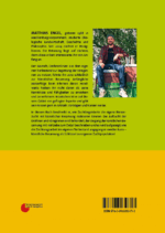 MATTHIAS ENGEL, geboren 1988 in Mecklenburg-Vorpommern, studierte Ökologische Landwirtschaft, Geschichte und Philosophie. Seit 2004 züchtet er Honigbienen. Die Betonung liegt auf züchten, denn diese Arbeit interessierte ihn von Anfang an. Der Wunsch, Drohnenlinien aus dem eigenen Tierbestand zur Begattung der Königinnen zu nutzen, führte ihn 2012 schließlich zur künstlichen Besamung. Anfängliche Misserfolge beim Erlernen dieses Handwerks hielten ihn nicht davon ab, seine Kenntnisse und Fähigkeiten zu erweitern und zu verfeinern. Inzwischen ist er auf diesem Gebiet ein gefragter Experte und gibt sein Wissen gern in Artikeln, Vorträgen und Kursen weiter. In diesem Buch beschreibt er, wie Zuchtbegeisterte die eigene Bienenzucht mit künstlicher Besamung realisieren können: Die Aufzucht der Drohnen und Königinnen wird behandelt, der Vorgang der künstlichen Besamung mit viel Liebe zum Detail beschrieben und es wird aufgezeigt, wie die Züchtungsarbeit im eigenen Tierbestand angegangen werden kann – künstliche Besamung als Schlüssel zur eigenen Zuchtpopulation!
